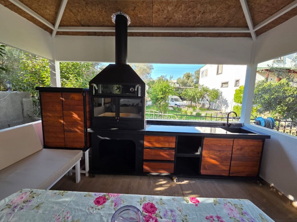 Batı Şömine- Barbekü