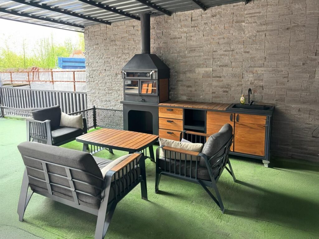 Batı Şömine- Barbekü